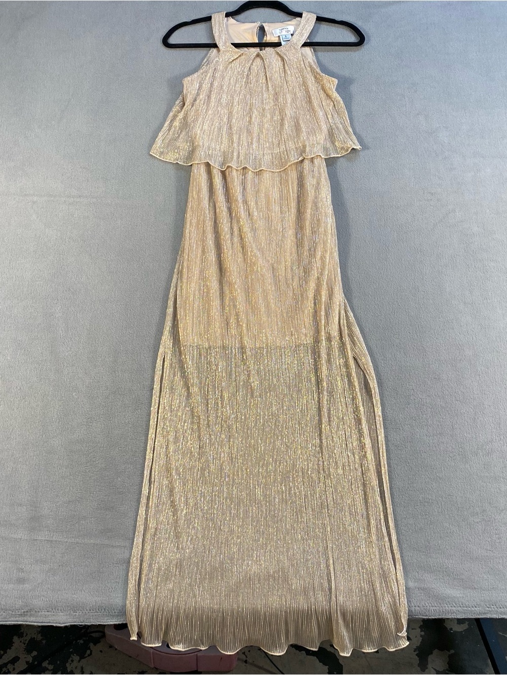 Sweet Storm women’s Gold Metallic Ruffled Halter Maxi Dress, lined, side slits,S